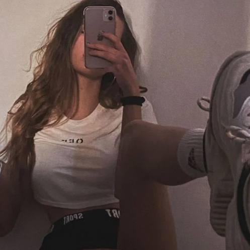 <em>Mónica estrada vallejo </em>